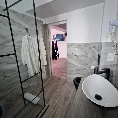 Fifty Shades Of Grey *